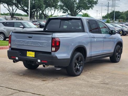Used 2025 Honda Ridgeline Black Edition image 5