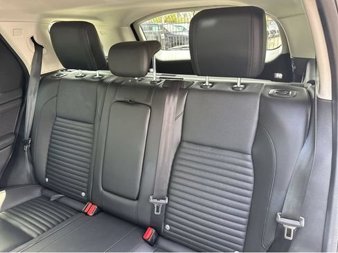 Used 2023 Land Rover Discovery Sport S AWD/4WD image 4