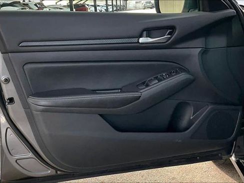 Certified 2024 Nissan Altima 2.5 SV image 21