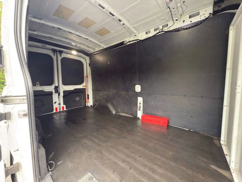 Used 2019 Ford Transit 150 148 Medium Roof image 18