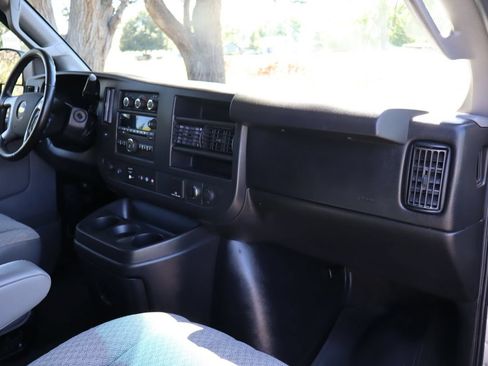 Used 2016 Chevrolet Express 3500 LT w/ LT Preferred Equipment Group RWD image 18