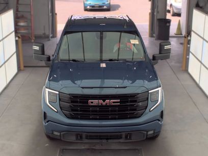 Used 2024 GMC Sierra 1500 Elevation
