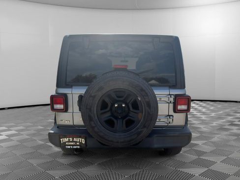 Used 2021 Jeep Wrangler Unlimited Sport AWD/4WD image 4