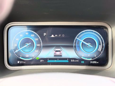 Used 2023 Hyundai Kona SEL image 8