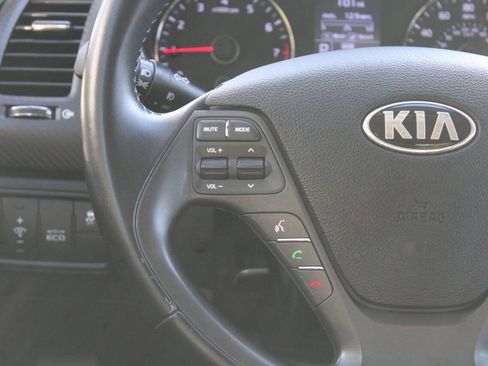 Used 2015 Kia Forte Koup EX image 31