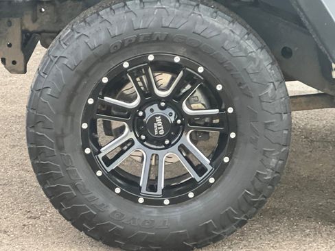 Used 2014 Jeep Wrangler Unlimited Sahara w/ Connectivity Group image 24