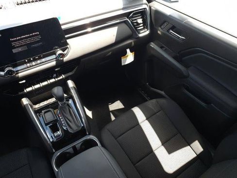 New 2025 GMC Canyon Elevation image 14