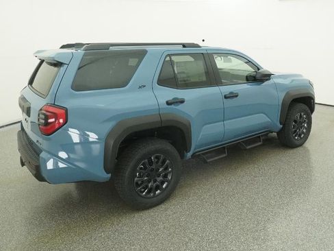New 2026 Toyota 4Runner SR5 image 9