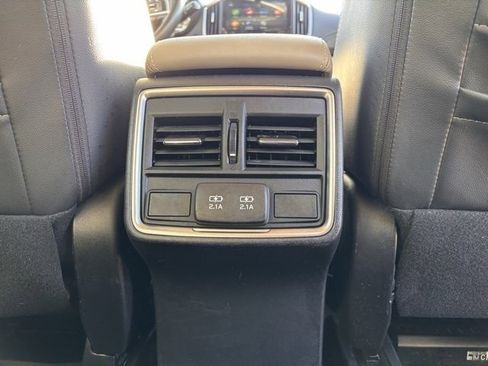 Certified 2022 Subaru Forester Limited image 13