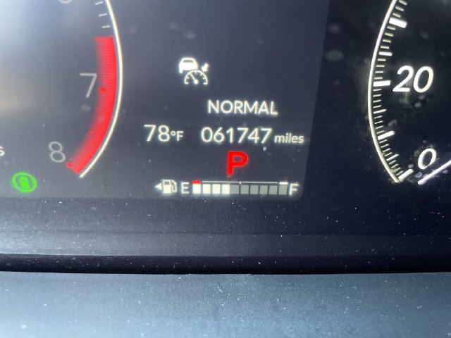 Used 2025 Honda Pilot EX-L image 18