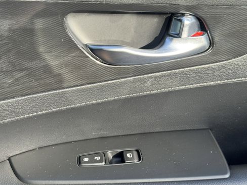 Used 2024 Kia Forte GT-Line image 38