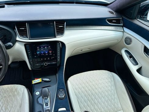 Used 2019 INFINITI QX50 Essential w/ Sensory Package FWD image 20