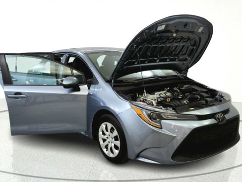 Used 2022 Toyota Corolla LE FWD image 9