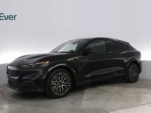 Used 2024 Ford Mustang Mach-E Premium image 15