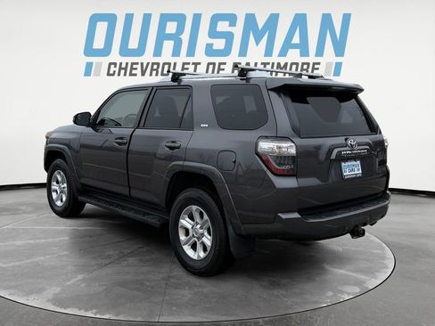 Used 2016 Toyota 4Runner SR5 image 4