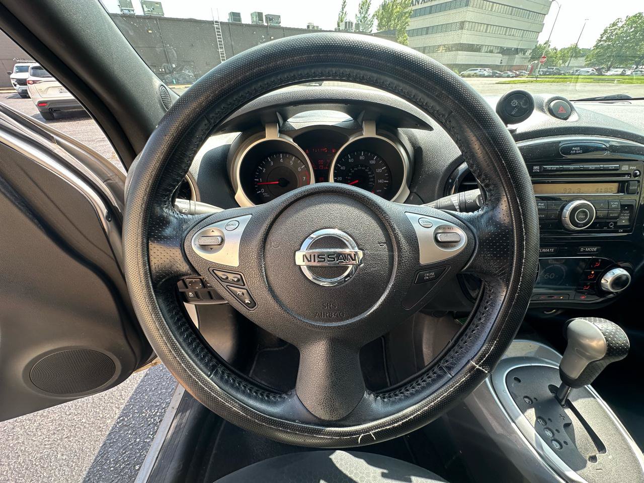 Used 2013 Nissan Juke SV FWD image 14