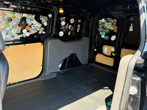 Used 2019 Ford Transit Connect XL FWD image 12