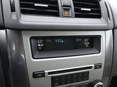 Used 2012 Ford Fusion SEL image 20