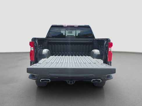 Used 2024 Chevrolet Silverado 1500 LT Trail Boss w/ Convenience Package II AWD/4WD image 17