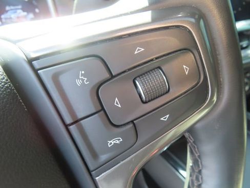 Used 2024 Chevrolet Silverado 2500 ZR2 w/ Technology Package AWD/4WD image 21
