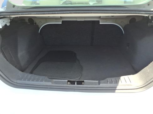 Used 2016 Ford Focus SE FWD image 18