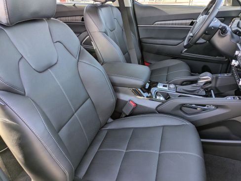 New 2025 Kia Telluride EX w/ EX Captain's Chair Package image 11