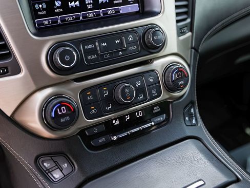 Used 2017 GMC Yukon Denali w/ Open Road Package AWD/4WD image 21