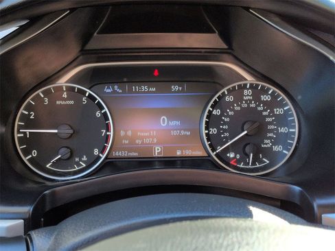 Used 2024 Nissan Murano SV w/ SV Midnight Edition Package image 10