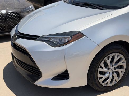 Used 2017 Toyota Corolla LE w/ Body Protection Package FWD image 11