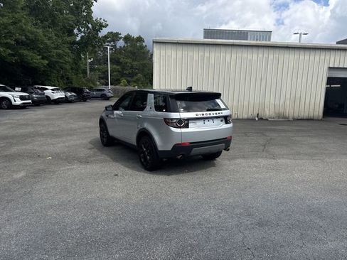 Used 2017 Land Rover Discovery Sport HSE AWD/4WD image 7