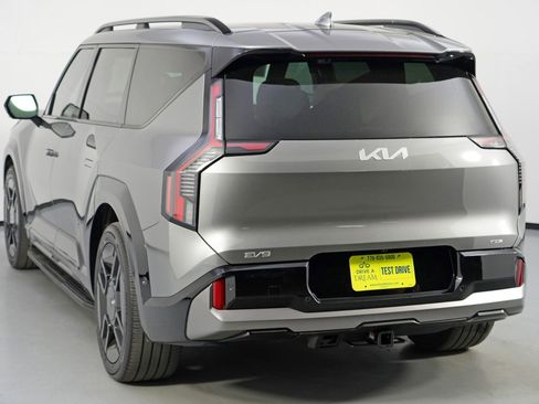 Used 2024 Kia EV9 GT-Line image 55