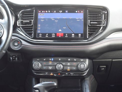 Used 2023 Dodge Durango R/T RWD image 9