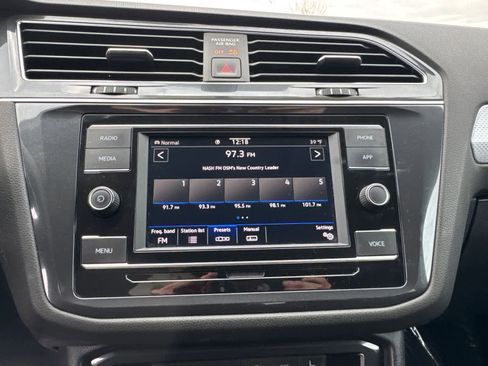 Used 2023 Volkswagen Tiguan S image 17