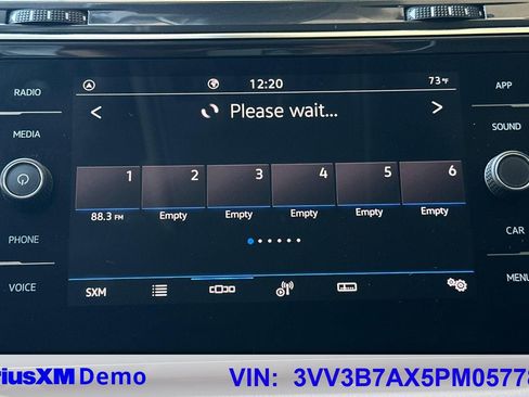 Used 2023 Volkswagen Tiguan SE FWD image 29