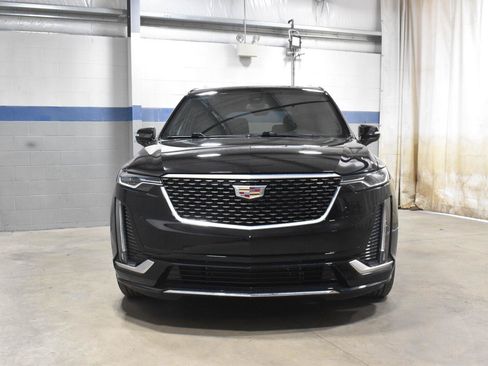 Certified 2024 Cadillac XT6 Premium Luxury w/ LPO, Floor Liner Package AWD/4WD image 32