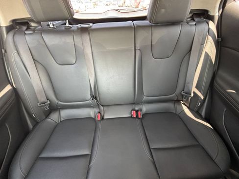 Used 2024 Buick Encore GX Sport Touring FWD image 35