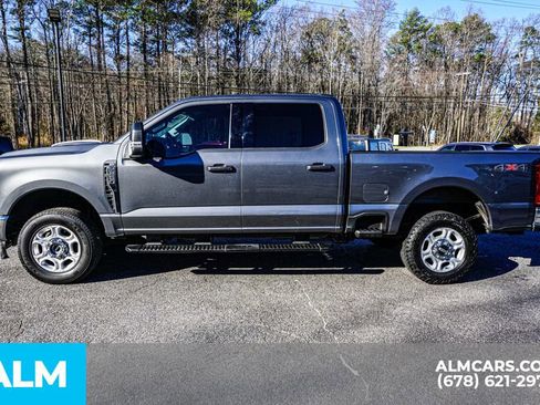 Used 2025 Ford F250 XLT image 7