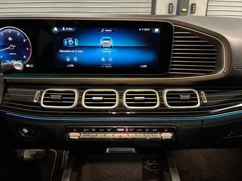Used 2022 Mercedes-Benz Maybach GLS 600 4MATIC image 19