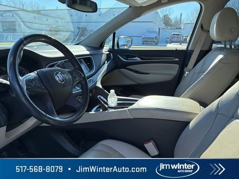Used 2021 Buick Enclave Essence image 11
