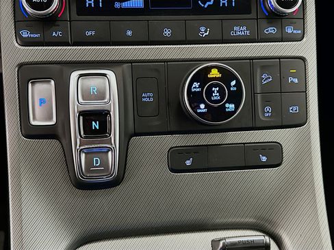 Used 2025 Hyundai Palisade SEL image 25