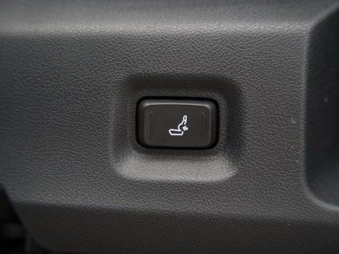 New 2026 Toyota Tacoma SR5 image 34