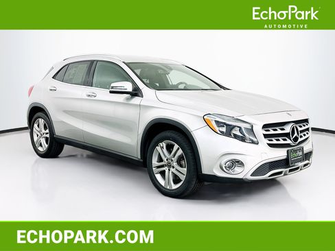 Used 2018 Mercedes-Benz GLA 250 4MATIC w/ Premium Package image 1