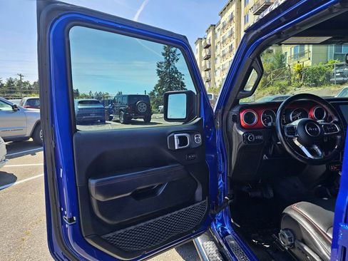 Used 2020 Jeep Wrangler Unlimited Rubicon AWD/4WD image 19