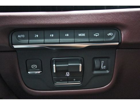 New 2026 Cadillac Escalade Sport w/ Touring Package AWD/4WD image 15