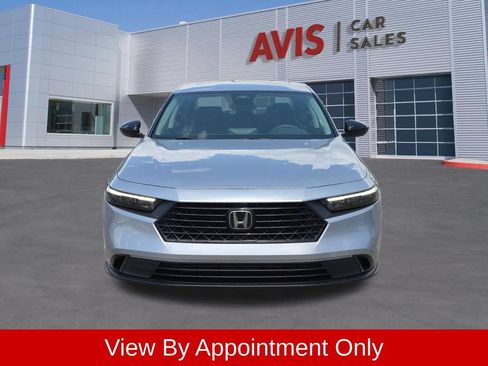 Used 2025 Honda Accord SE image 2