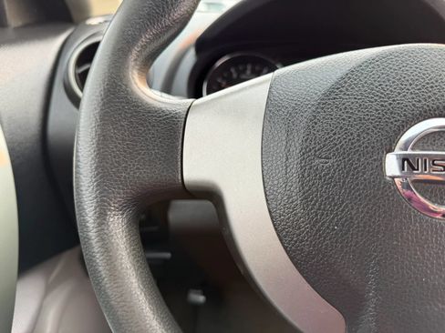 Used 2011 Nissan Rogue S FWD image 21