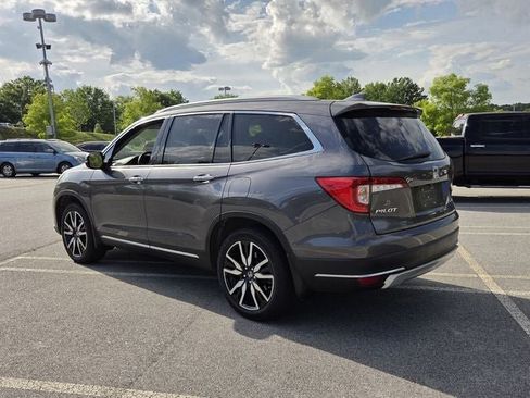 Used 2021 Honda Pilot Touring image 3