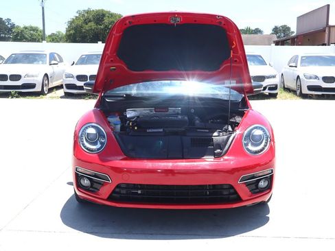 Used 2014 Volkswagen Beetle R-Line FWD image 37