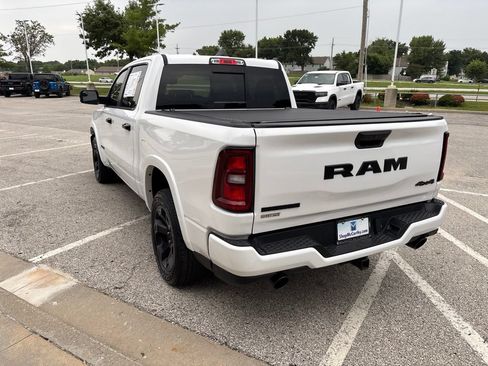 Used 2025 RAM 1500 Big Horn AWD/4WD image 23