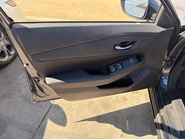 Used 2025 Honda Accord Touring image 11